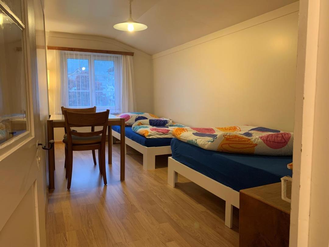 Apartamento Revier Grosi'S Art Netstal Exterior foto